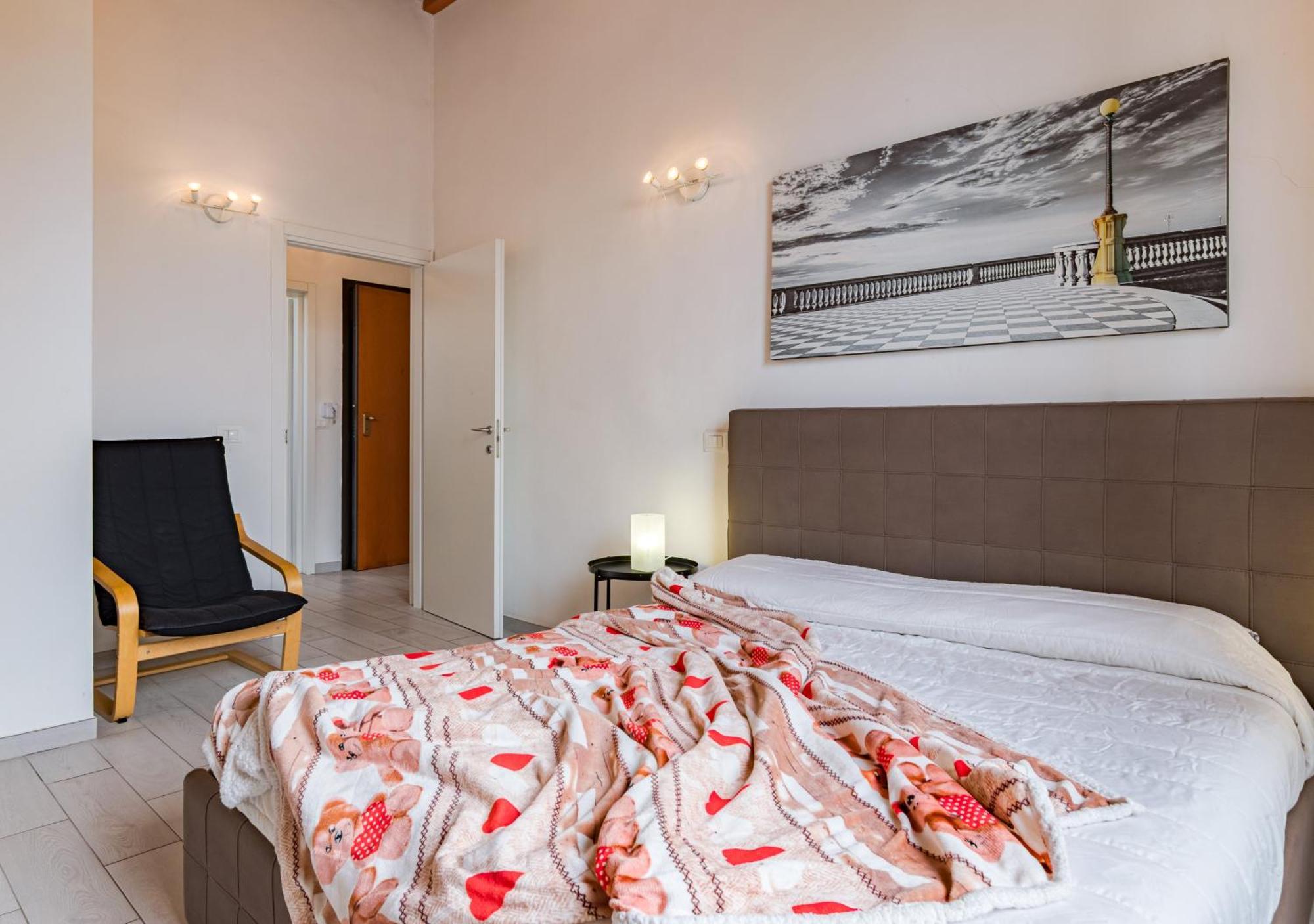 Casa Mya - Comodo appartamento vicino al porto Livorno Exterior foto